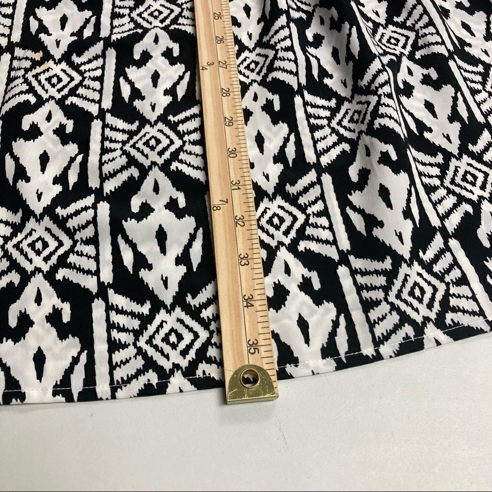 ALL FOR COLOR  Women’s Black & White Geometric Design Fit&Flare Dress Size Small - Picture 10 of 10